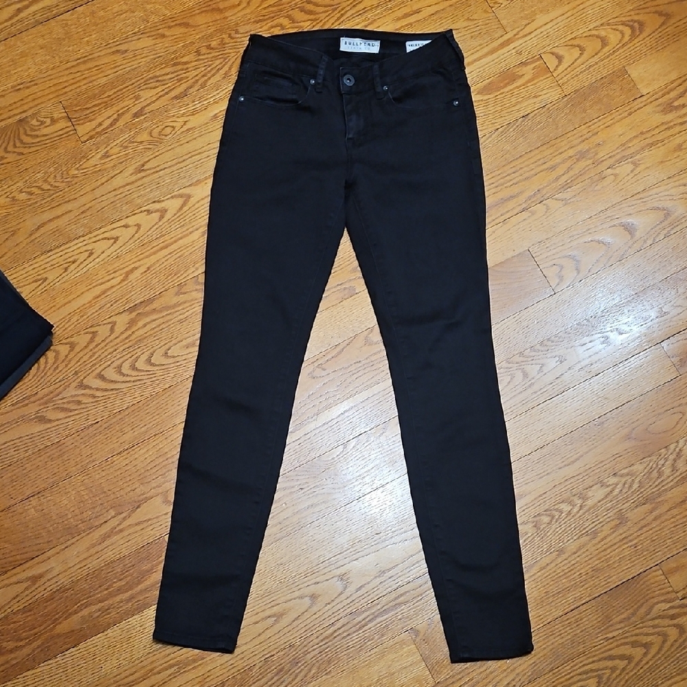 60. Classic Black Skinny Jeans for Women